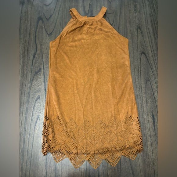 Rue 21 Faux Suede Sleeveless Tribal Native Laser Cut Design Size XS - Picture 3 of 7